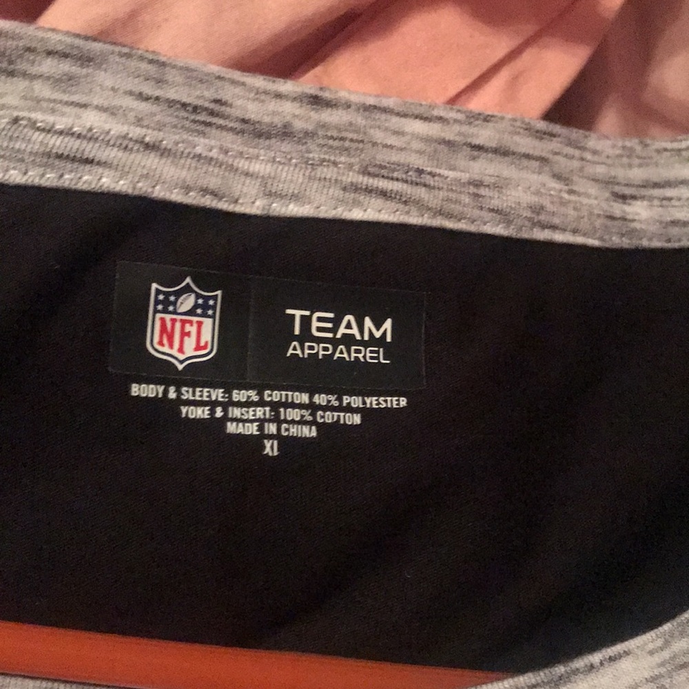 Carolina Panthers Tee - Picture 5 of 5